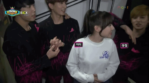 화제의 여자친구 음악중심 인터뷰.swf | 인스티즈