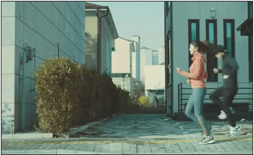 최근 프랑스 통신사 광고를 그대로 가져다 쓴 것 같은 skt(피드백 없음 주의).gif | 인스티즈