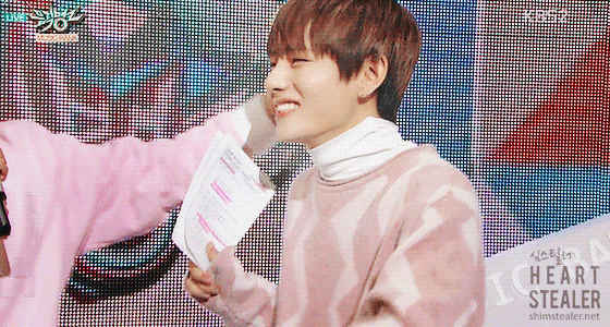 방탄소년단 뷔 미친 인맥 | 인스티즈