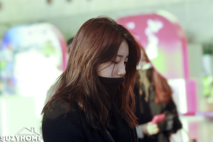 화장기 연한,거의 쌩얼인 수지 | 인스티즈