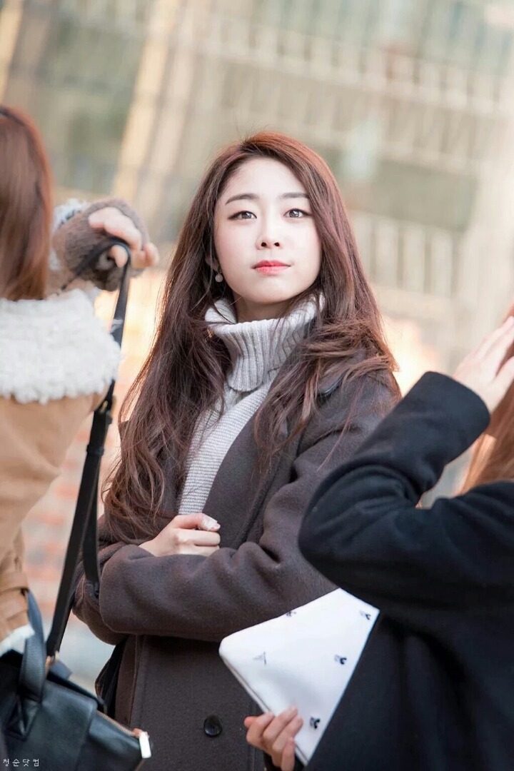 2월 11일 생일을 맞은 러블리즈 서지수 사진 및 움짤 | 인스티즈