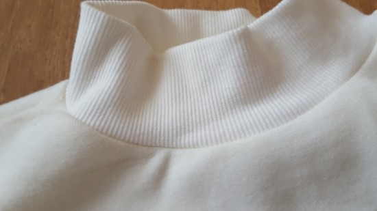 팝니다) 연보라치마/연분홍니트/게스부츠컷바지/반하이맨투맨/아디다스바막/니트/치마/패딩 급처 | 인스티즈