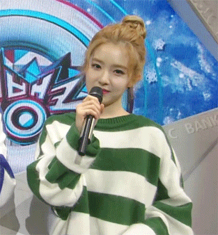 [레드벨벳] 금요일의 우결 아이린,박보검 뮤뱅 MC컷.swf | 인스티즈