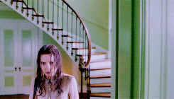 [스토커] 노출 하나 없이도 몹시 야하고 야릇한 장면.avi | 인스티즈