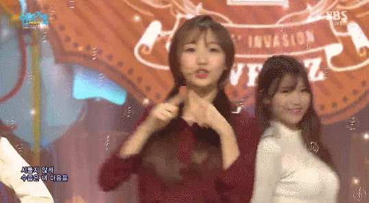 151004 sbs인기가요 러블리즈 Hug Me 무대 움짤 | 인스티즈