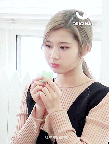 먹을때 유난히 십덕터지는 트와이스 사나... | 인스티즈