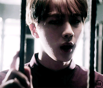 [방탄소년단/남장물] 오빠대신 남장하고 남고에 전학간 썰 9 + | 인스티즈