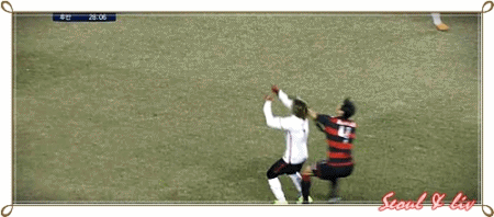 포항스틸러스 김원일의 위엄 ㄷㄷㄷ.jpg (feat.해병대) | 인스티즈