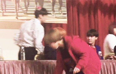 방탄 지민을 귀여워하는 막내 정국이ㅋㅋㅋ | 인스티즈