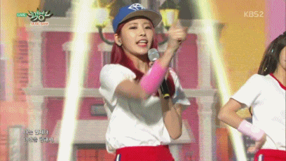 프로듀스101에 나오고 있는 기희연, 정채연 다이아 데뷔 컷.gif & 전체무대영상 | 인스티즈