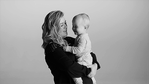 가수가 무대에서 감정이 너무 과잉 되면 발생되는 일 (한글자막) | 인스티즈