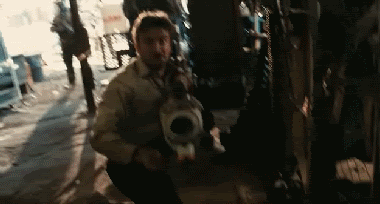 SF영화 디스트릭트9 외계 로봇.swf (영화 안보신 분들은 클릭 금지!!!) | 인스티즈