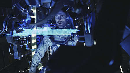 SF영화 디스트릭트9 외계 로봇.swf (영화 안보신 분들은 클릭 금지!!!) | 인스티즈