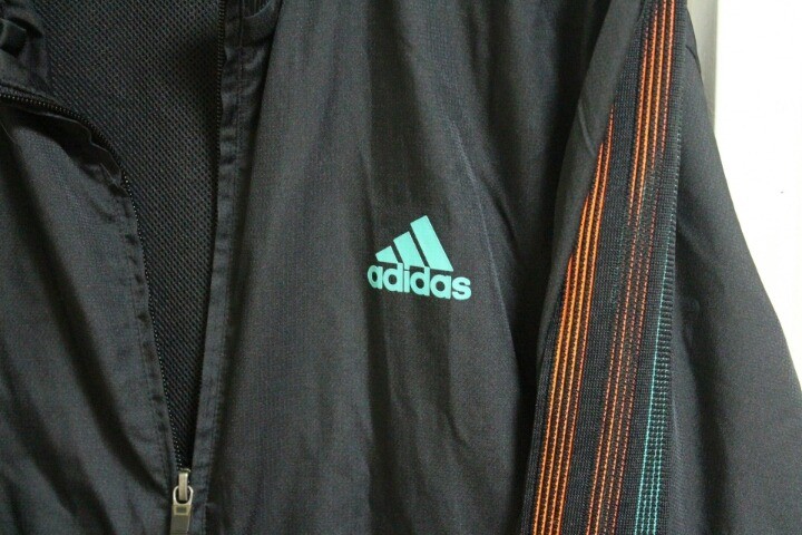 무스탕/청조끼/바람막이/맨투맨/치마/스키니 | 인스티즈