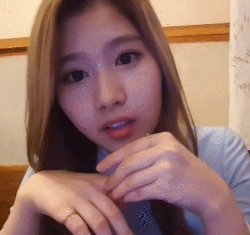 모모 혈액형 스포하고 당황하는 사나 | 인스티즈