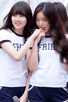 여자친구 둘째 정예린 심쿵 움짤 영상 ~!!!!!!!!!! | 인스티즈