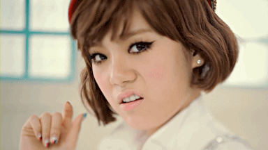  경연 당시 반응은 별로였는데 시간 지나고 중독성으로 재평가 받은 곡 TOP 2 | 인스티즈