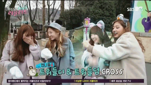 러블리즈 리얼리티 움짤 | 인스티즈