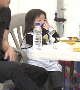 [아빠어디가] 민준국한테 혼나고 억울한 다윤이.avi | 인스티즈