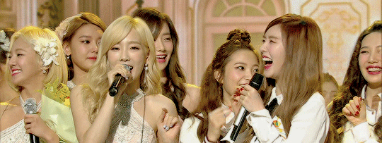 소녀시대와 아이린.swf | 인스티즈