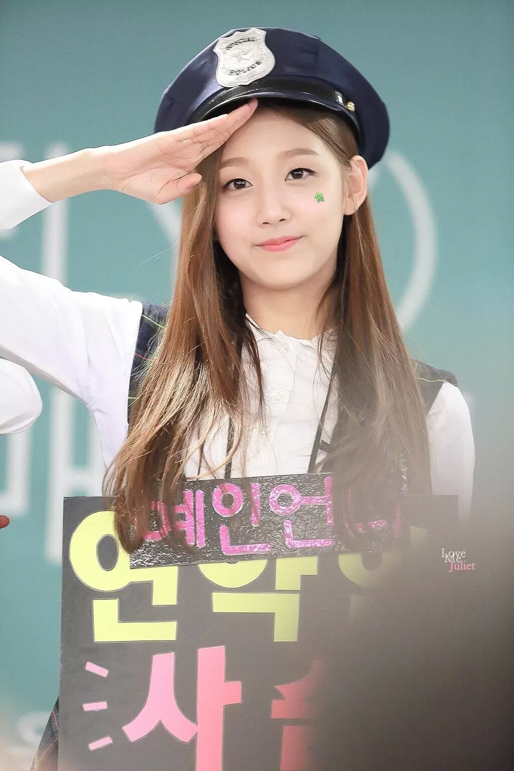 어릴때 주술을 배운 여아이돌 | 인스티즈