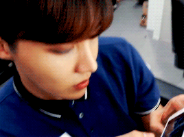 [방탄소년단/남장물] 오빠대신 남장하고 남고에 전학간 썰 특별편 (부제: 오늘은 만우절) | 인스티즈