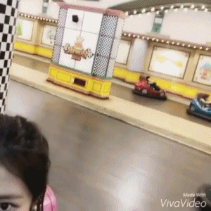 [프로듀스/SS] 롯데월드에서 놀고있는 수현이와 해인이.swf | 인스티즈