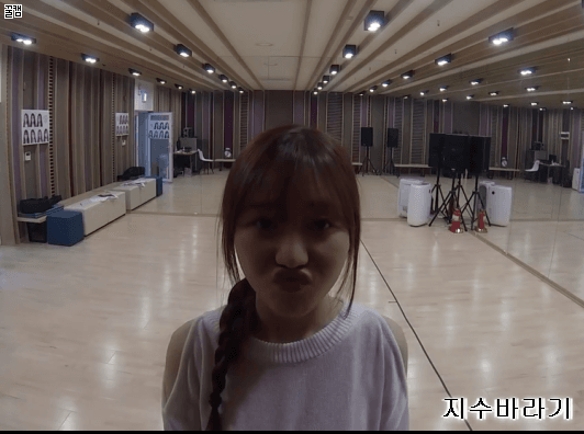 [러블리즈] 짝뚜# 빵떡이 gif | 인스티즈