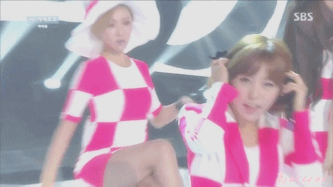 마마무 휘인 움짤 털이 | 인스티즈