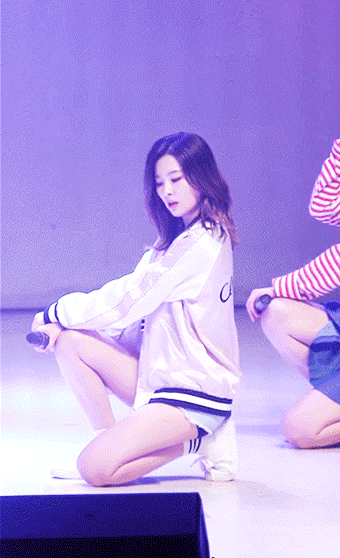 레전드로 남을 강남대 축하공연 슬기 직찍.jpgif | 인스티즈