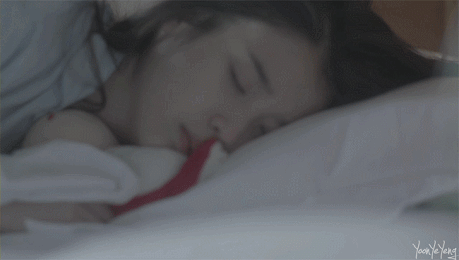 아이유 - 하루끝 뮤비.swf | 인스티즈