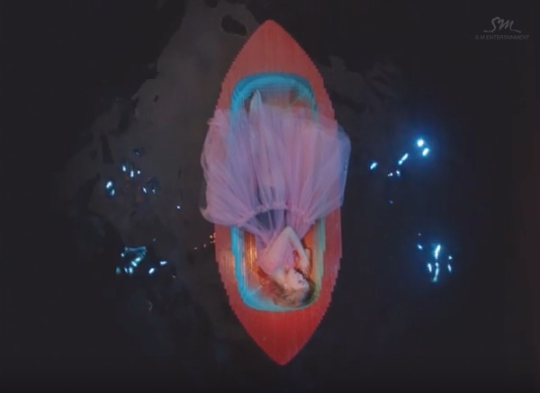 [레드벨벳] 7월 7일 뮤직비디오 해석 중 하나 (세월호) | 인스티즈