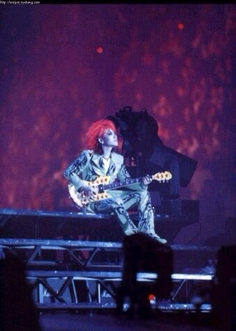 X JAPAN 기타리스트 히데가 죽은지 벌써 18년 . | 인스티즈