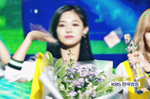 쯔위 소중한 사랑 | 인스티즈