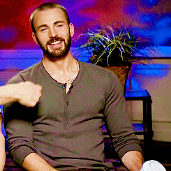 크리스 에반스의 이상한 습관.avi+jpgif | 인스티즈