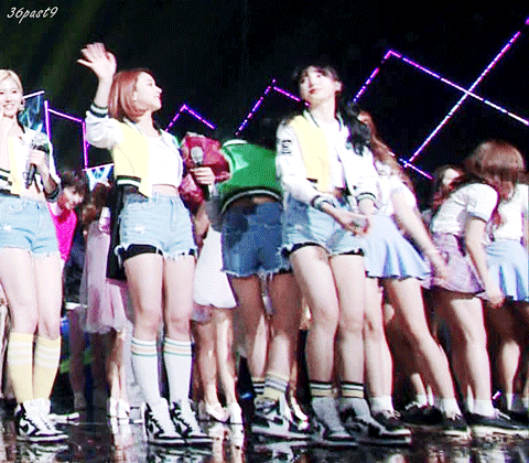 ioi 전소미 vs 트와이스 채영 똑같은 개인기 대결!! | 인스티즈