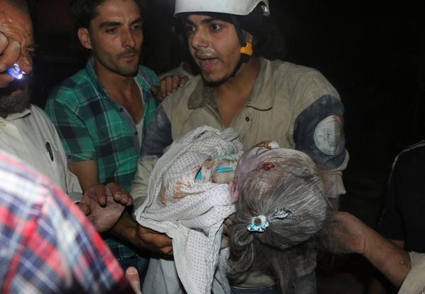 2015년 9월 17일 시리아 알레포 시, 정부군 공습 직후 상황 | 인스티즈