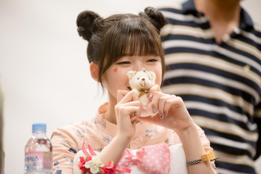 어제자 오마이걸 아린 대란 간증 | 인스티즈