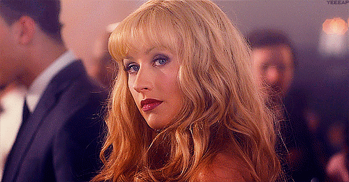 [크리스티나아길레라의페미니즘] - 남자는 여친이 셋이면 멋진놈이고 여자는 걸레.swfgif | 인스티즈