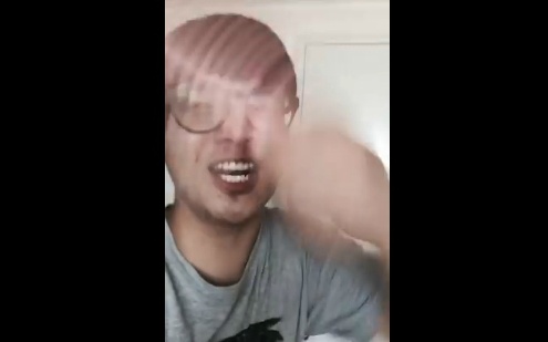 딸이 전화도안받고 집에 늦게들어 왔을때 엄마의 반응 | 인스티즈