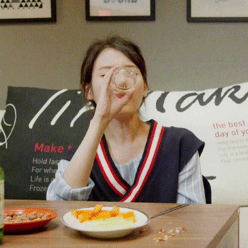 [프로듀사] 술주정 하는 아이유.swf | 인스티즈