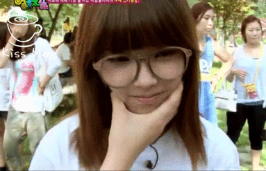 찹쌀떡 피부 아이유. gif | 인스티즈