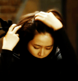 약혼남과의 데이트에서 마주친 전 여자친구 고르기 | 인스티즈