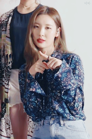  요즘 여기저기서 예쁘다는 소리 많이 듣는 아이돌.jpgif | 인스티즈