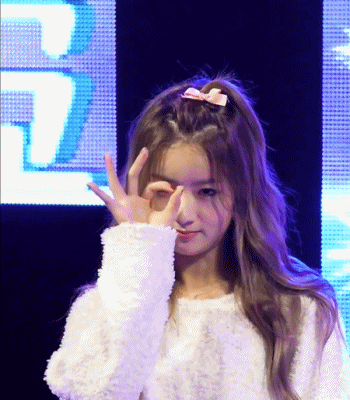 물 마시는 버릇이 귀여운 걸그룹 멤버 | 인스티즈