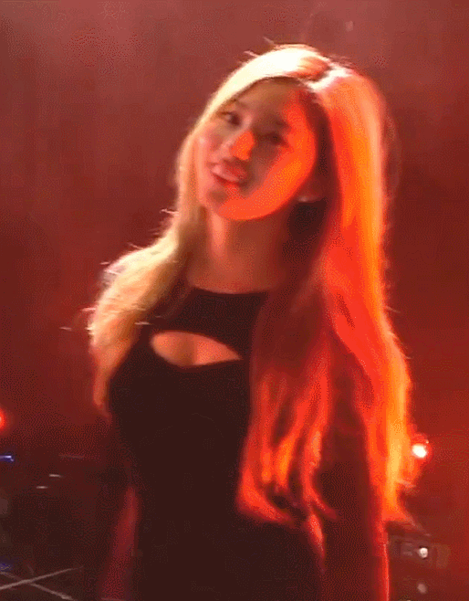 트와이스 사나 몸매 | 인스티즈