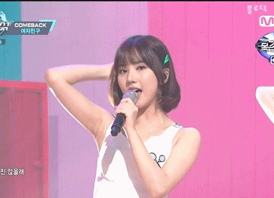 여자친구 은하의 사랑스러운 윙크.gif | 인스티즈