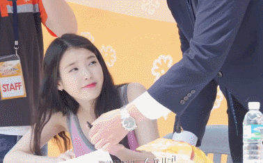  넘사벽으로 향하는 중인 것 같은 남녀 아이돌 2명 | 인스티즈