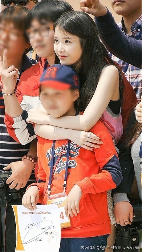  넘사벽으로 향하는 중인 것 같은 남녀 아이돌 2명 | 인스티즈