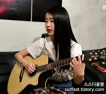  넘사벽으로 향하는 중인 것 같은 남녀 아이돌 2명 | 인스티즈